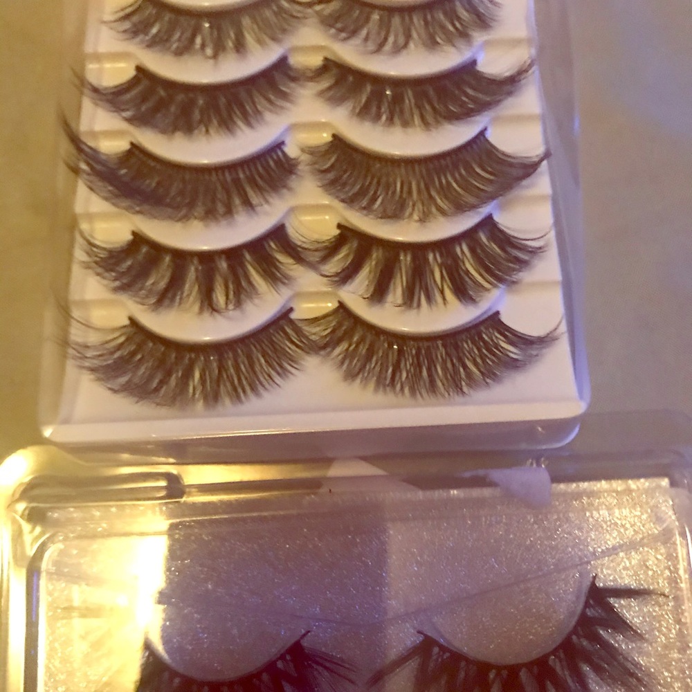 Lashes strips